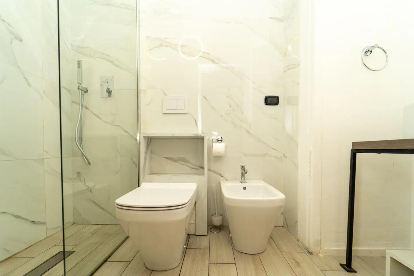 La Piazza Suite 那不勒斯 外观 照片