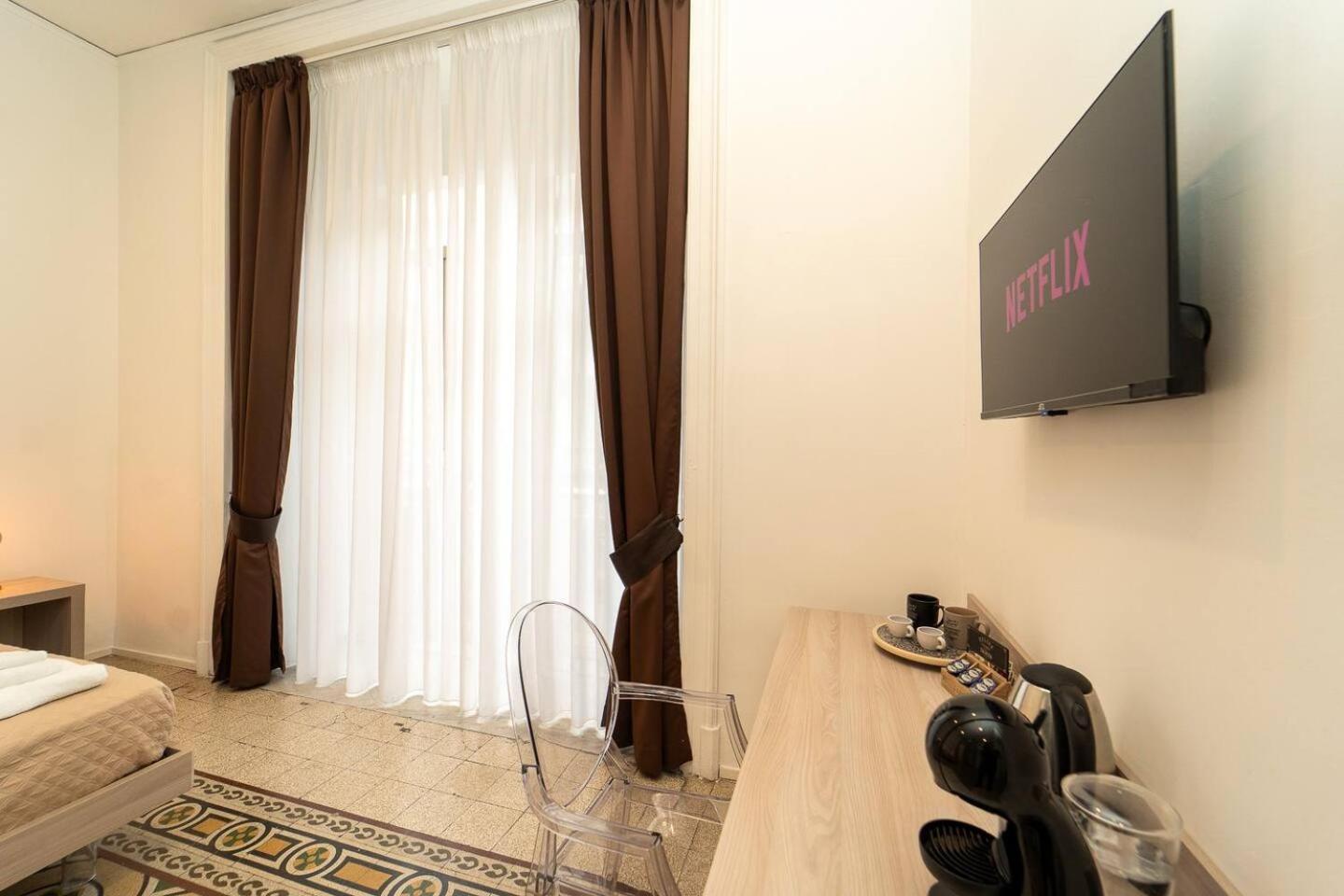 La Piazza Suite 那不勒斯 外观 照片