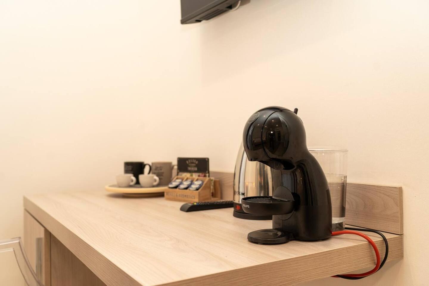 La Piazza Suite 那不勒斯 外观 照片