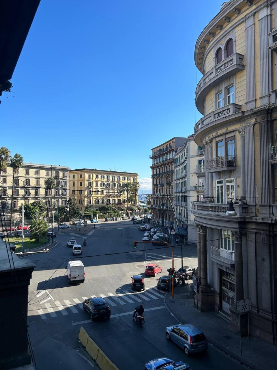 La Piazza Suite 那不勒斯 外观 照片